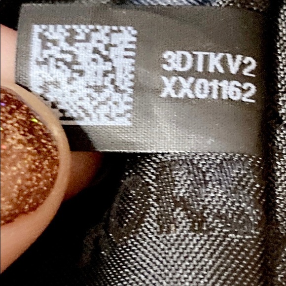 LIKE NEW❗️AUTHENTIC MICHAEL KORS JET SET MONOGRAM TOTE - Picture 12 of 14